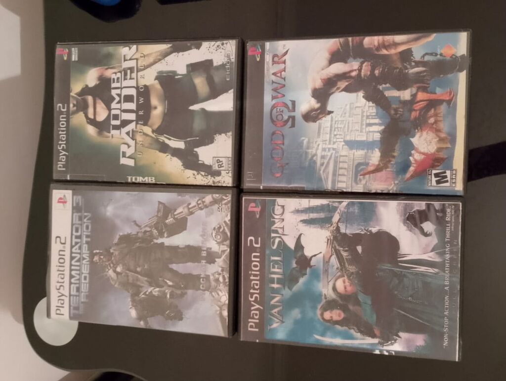PlayStation 2 Slim konsol paketi Məzmun: - Sony PlayStation 2 Slim — Elektronika, Masazır (2)