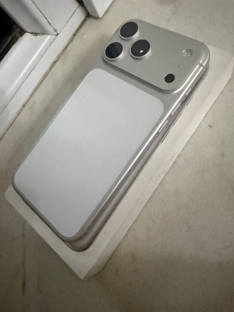 Apple iPhone 17 Pro Max Silver 256GB/12GB — Bakı