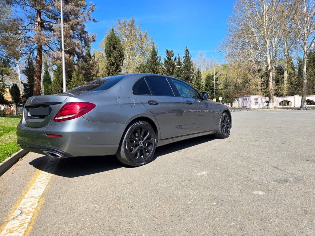 Mercedes E 220 d, 2.0 L, 2017 il, 152 000 km — Avtomobillər, Mingəçevir (3)