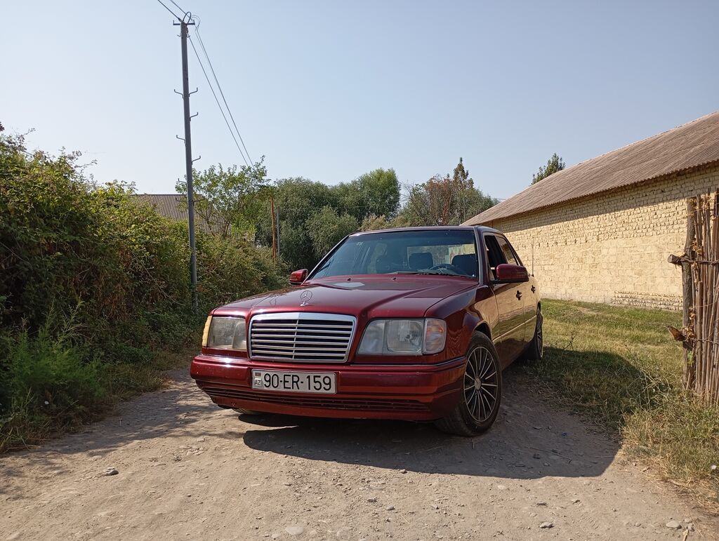 Mercedes-Benz W124: 3 l 1993 il Sedan — Avto, Ucar (4)