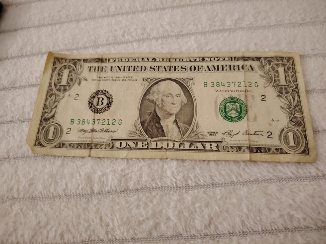 1 dollar əsginası — Kolleksiyalar, Bakı (2)