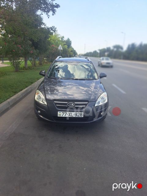 Kia Ceed SW, 1.6 L, 2007 il, 340 000 km