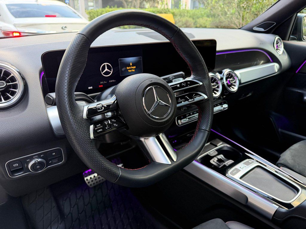Mercedes GLB 250 4MATIC, 2.0 L, 2024 il, 53 000 km — Avtomobillər, Bakı (10)