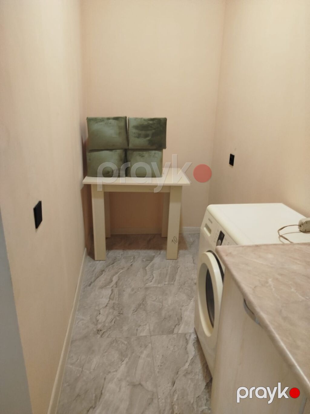 Nərimanov metrosundan 10deq məsafə Montin bazarının yanı 57nomreli — Daşınmaz əmlak, Bakı (7)