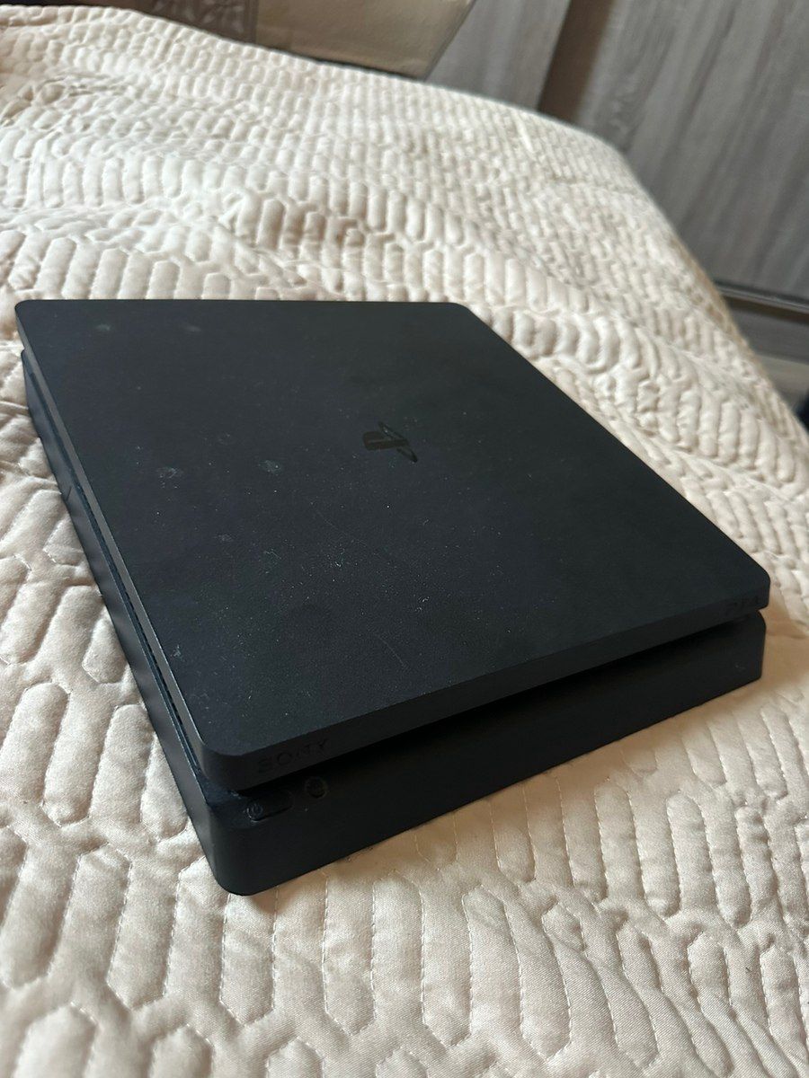 Sony Playstation 4 Slim 1TB — Elektronika, Bakı