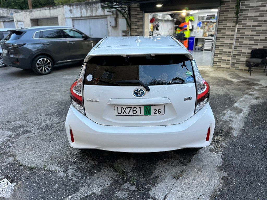 Toyota Aqua, 1.5 L, 0.9 kWh, 2021 il, 43 300 km — Avtomobillər, Bakı (5)