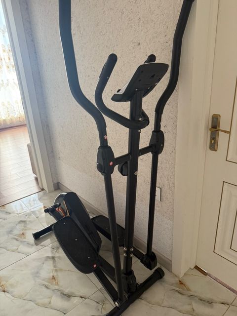 Xizəkli trenajor — Fitness and Exercise Machines