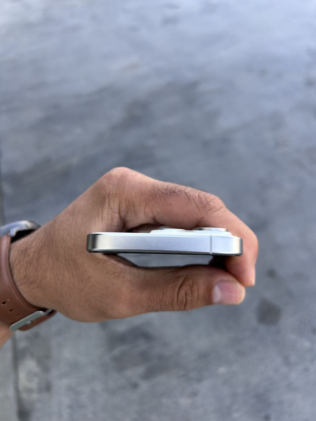 IPhone 15 Pro, 128 GB, White Titanium, Zəmanət, Simsiz şarj, Face ID — Apple iPhone, Güzdək (3)