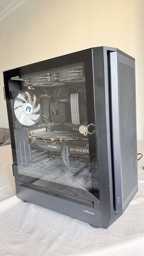 Güclü oyun və yaradıcılıq üçün yığılmış masaüstü PC - Korpus: Zalman — Bakı