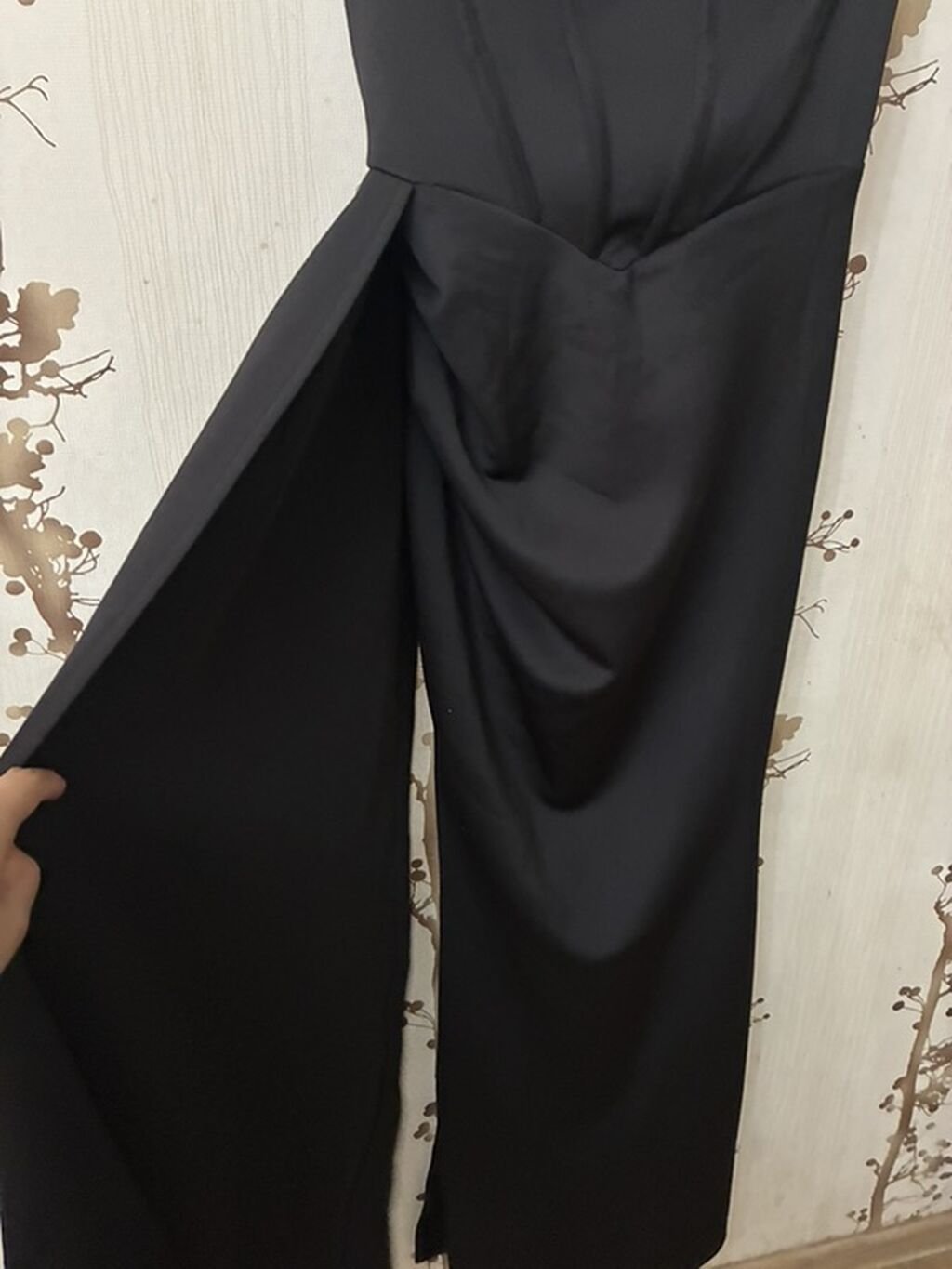 Qara rəngli zərif gecə/libas - Model: Uzun, slinq qayışlı, büstiyer — Şəxsi əşyalar, Bakı (4)