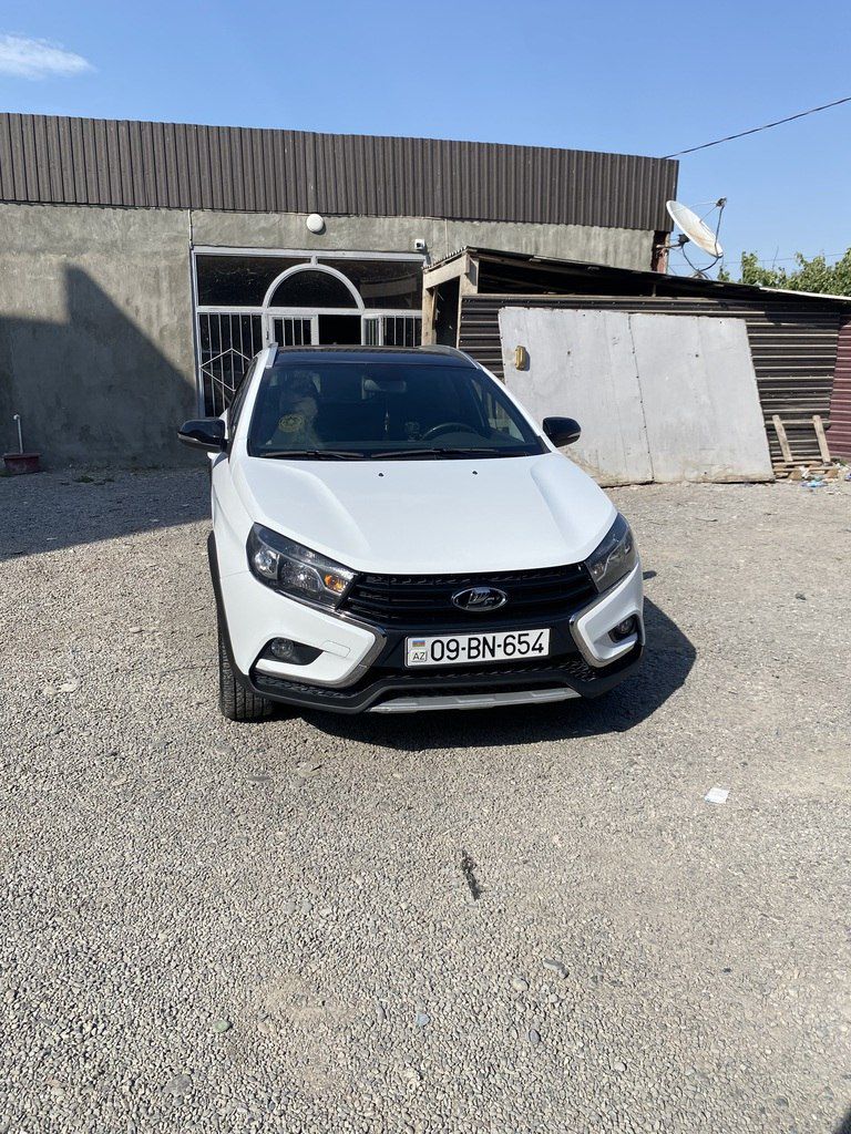 Lada (VAZ) Vesta, 1.6 L, 2021 il, 142 000 km — Avtomobillər, Bərdə