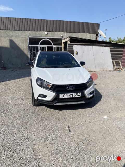 Lada (VAZ) Vesta, 1.6 L, 2021 il, 142 000 km