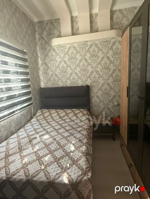 28 Mayda Ev Yoldaşı Axtarılır 28 Mayda yerləşən evimizə 2 nəfər