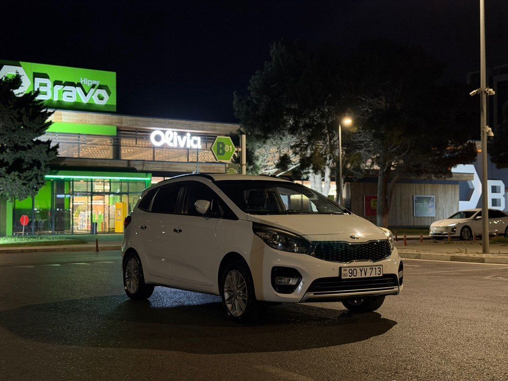 Kia Carens, 1.7 L, 2017 il, 285 000 km — Avtomobillər, Bakı (5)