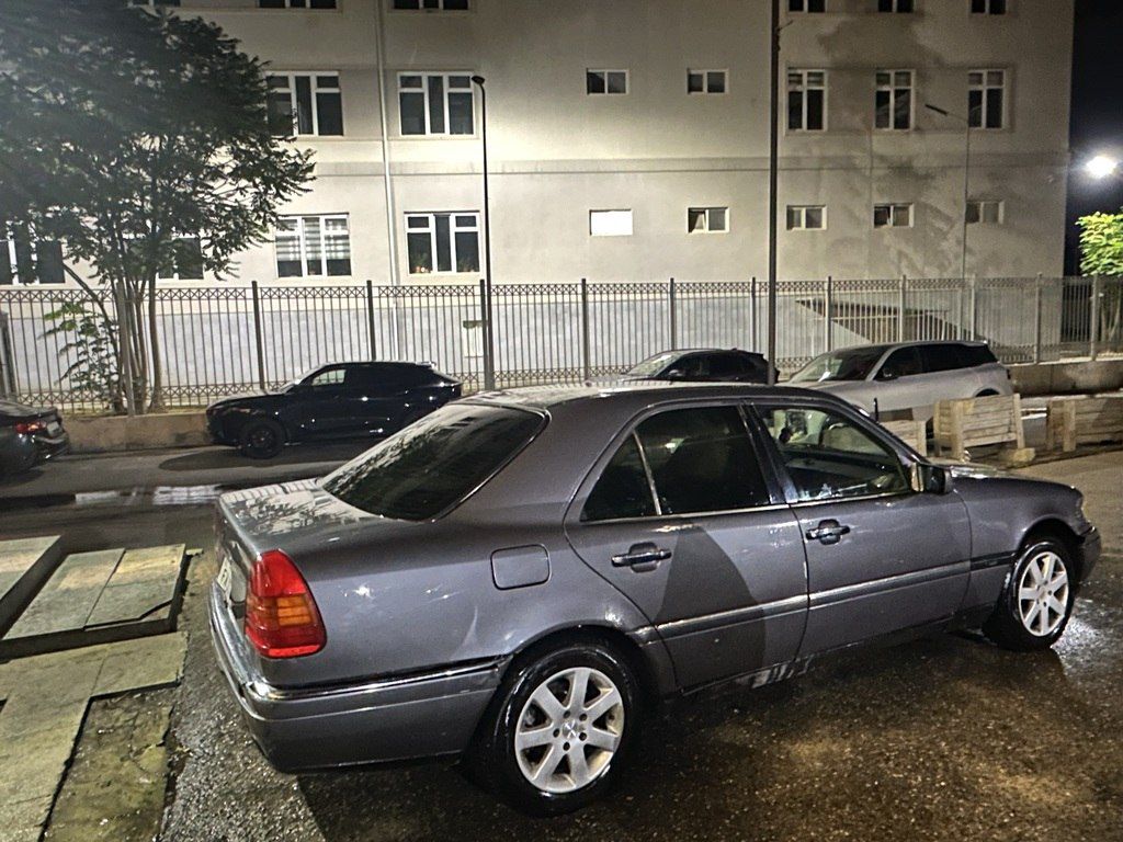 Mercedes C 220, 2.2 L, 1995 il, 236 900 km — Avtomobillər, Bakı (2)