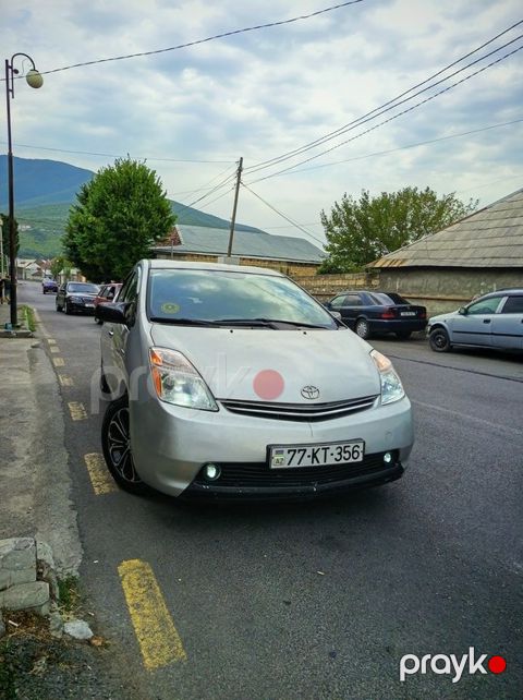 Toyota Prius, 1.5 L, 1.3 kWh, 2008 il, 350 000 km