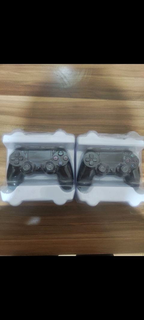 PlayStation 4 üçün simsiz DualShock tipli oyun pultları (2 ədəd) — Bakı