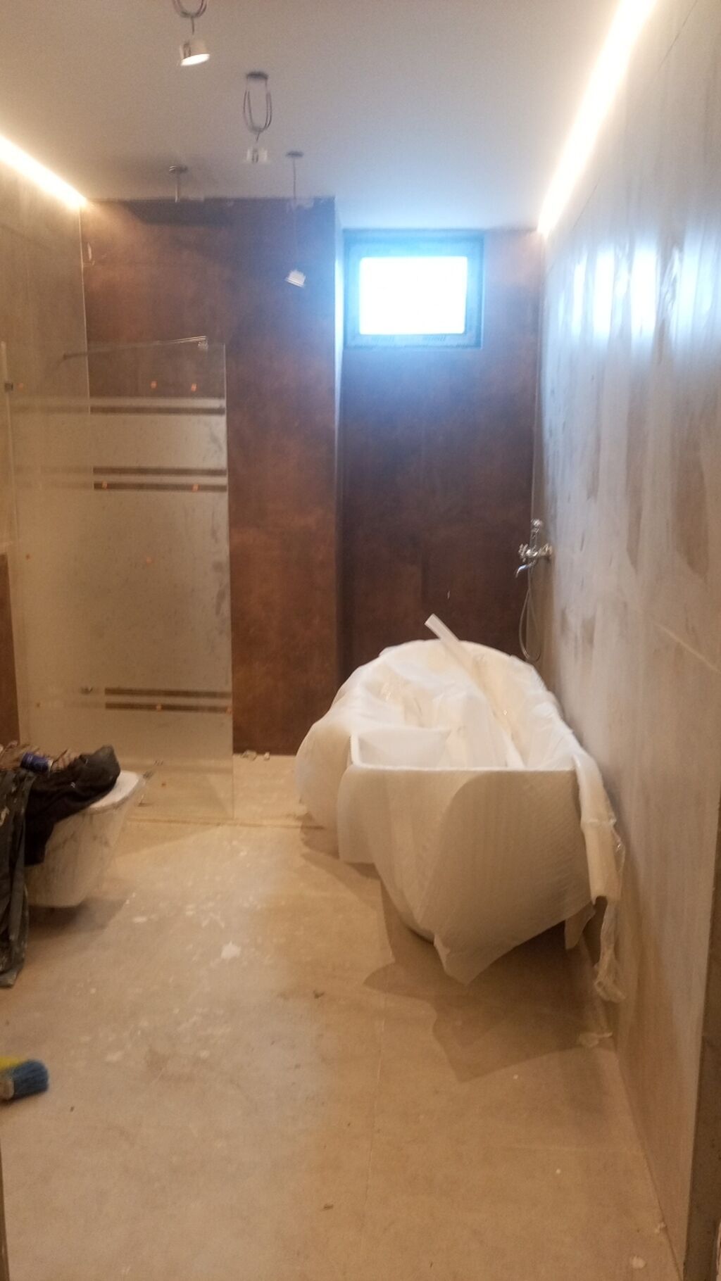 Peşəkar kafel-metlax döşənməsi və hamam/tualet təmiri xidməti - Divar — Plitə işləri, Bakı (2)