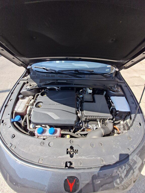 Changan Uni-V iDD, 1.5 L, 18.4 kWh, 2025 il, 8 100 km — Avtomobillər, Bakı (7)