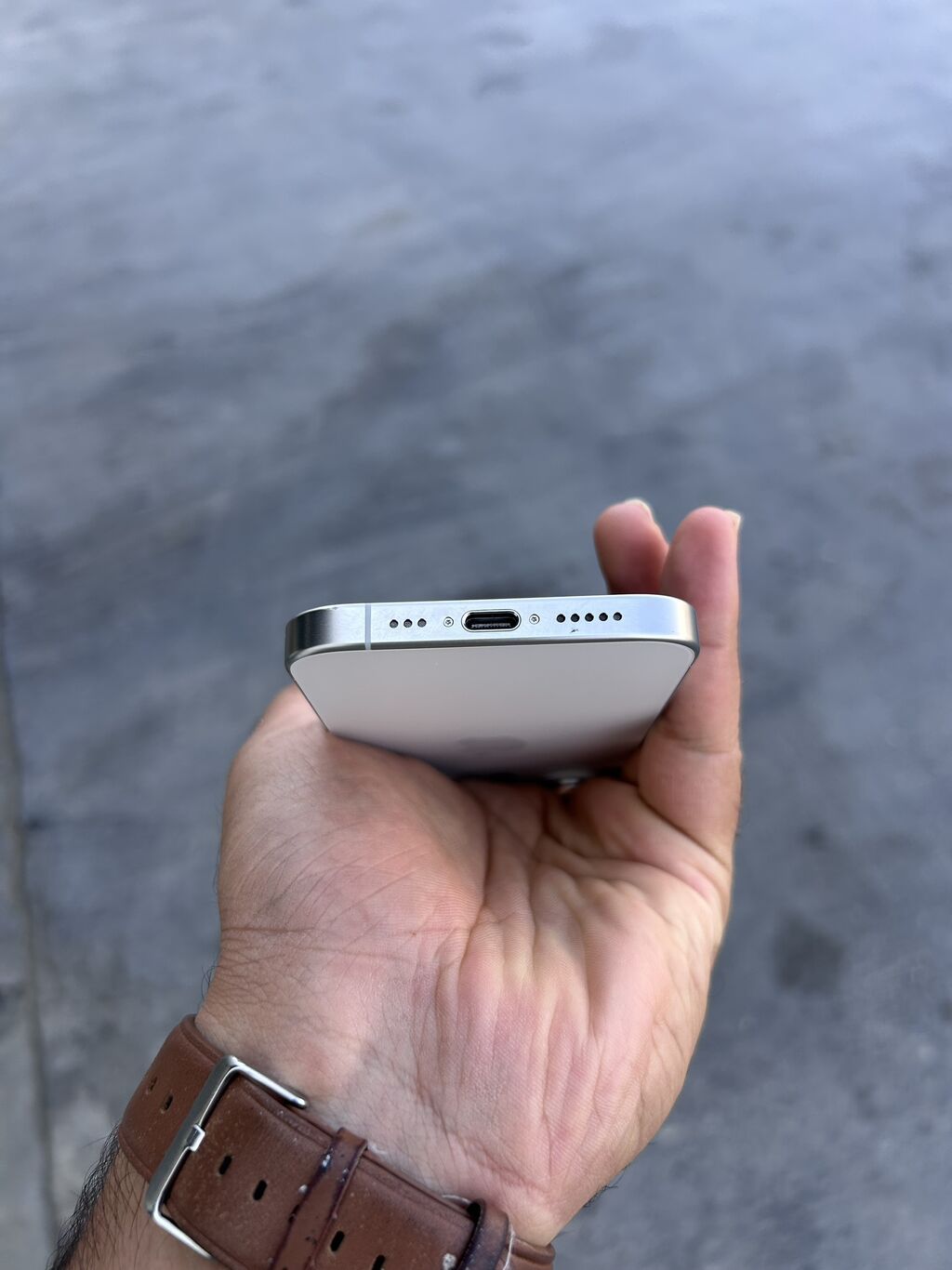 IPhone 15 Pro, 128 GB, White Titanium, Zəmanət, Simsiz şarj, Face ID — Apple iPhone, Güzdək (6)