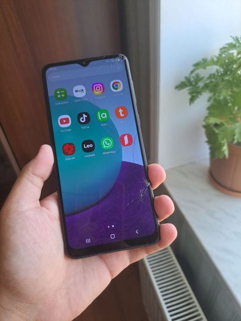 Samsung Galaxy A02, 32 GB, rəng - Qara, İki sim kartlı — Bakı