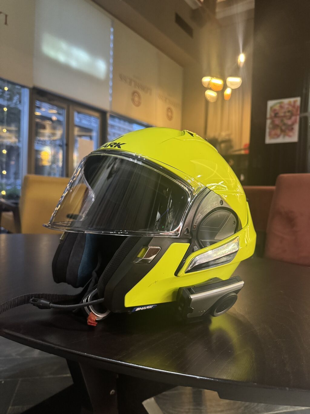 Shark evo one 2 Ideal vezyetde Vizorda hec cizigda yoxdu M razmer — Avto, Bakı (2)