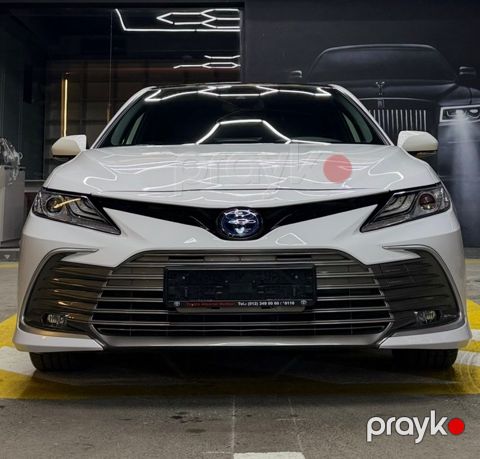 Toyota Camry, 2.5 L, 1.6 kWh, 2023 il, 30 000 km
