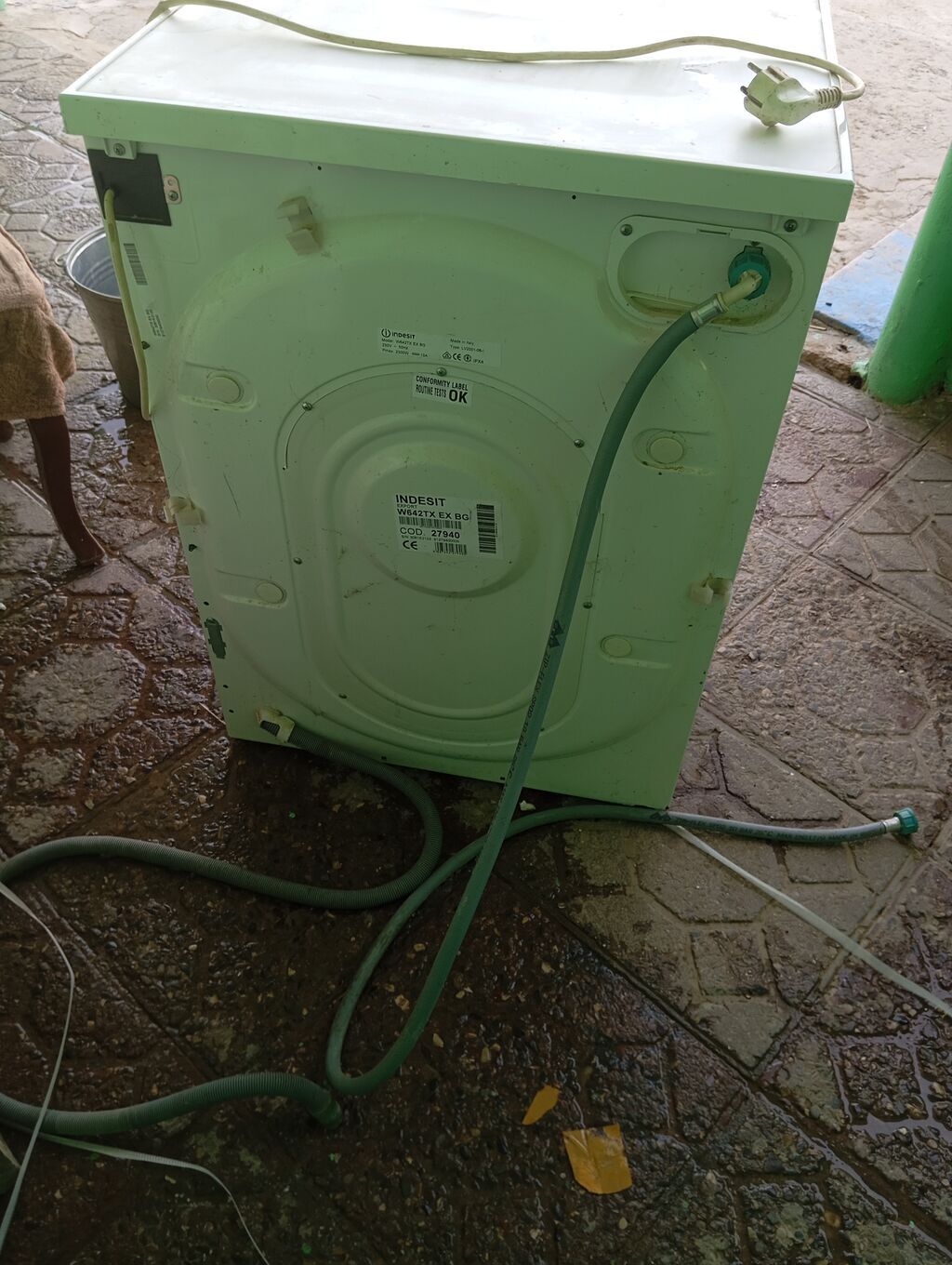 Aşağa yeri var.) Indesit önyükləməli paltaryuyan maşın – model W84TX — Paltaryuyan maşınlar, Xırdalan
