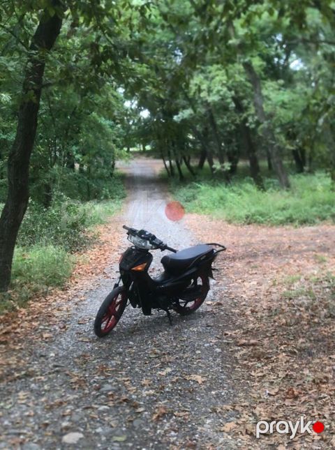 Motosiklet satılır Tam ideal vəziyyətdədir bidənə 3 cu skorsuda