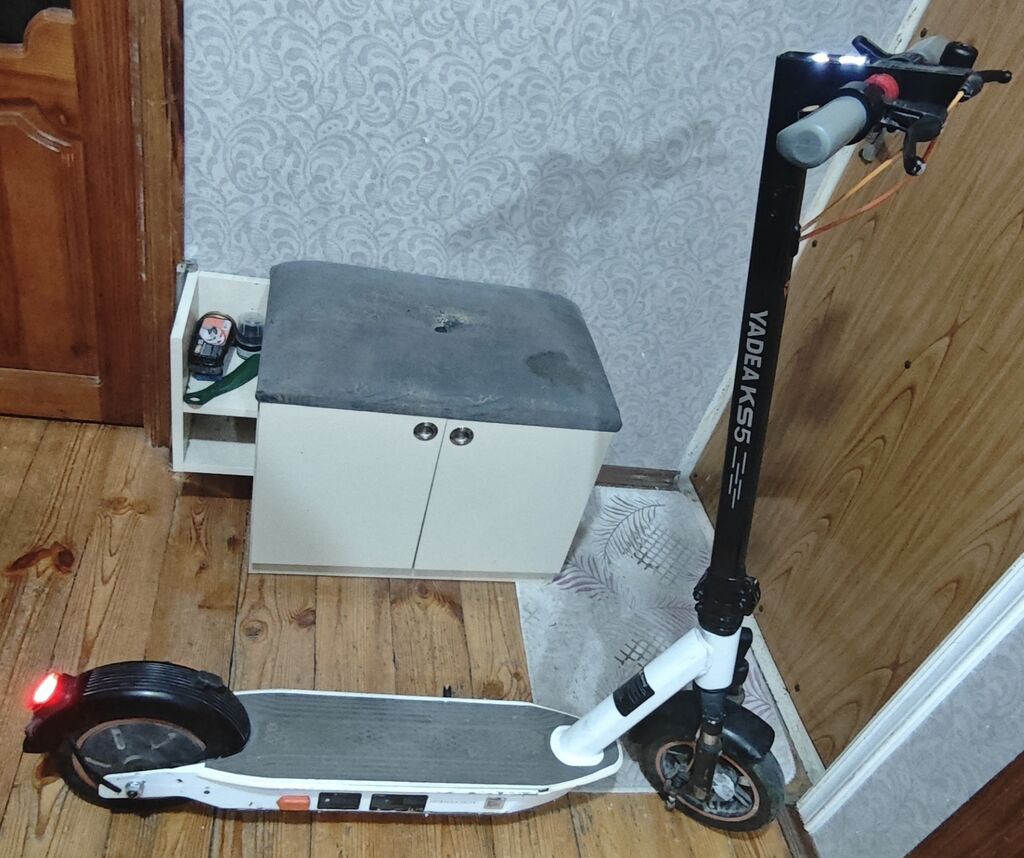 Yadea Ks5 skuter Tam batareya ilə (25-30-35 km məsafə verir)-kiloya — Avto, Bakı