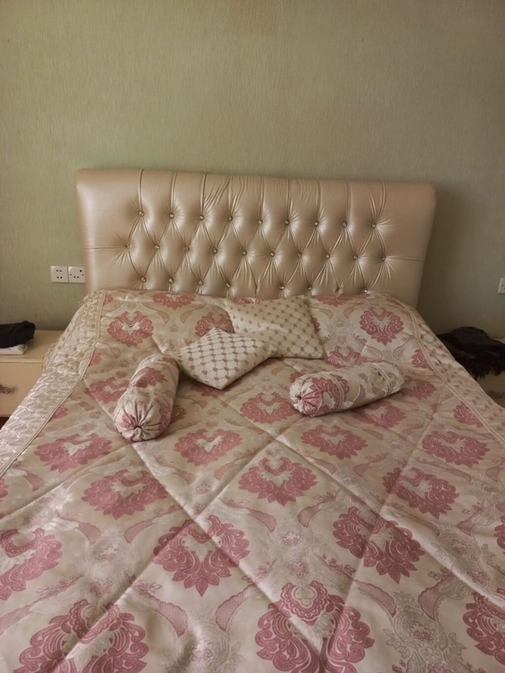 Yataq otağı mebel dəsti - Rəng: krem/bez - Stil: klassik, dekorativ — Mebel, Bakı (2)