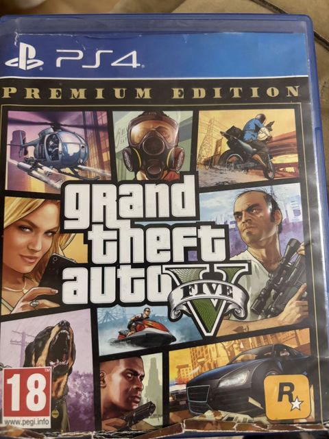 PS4 oyunu: Grand Theft Auto V – Premium Edition • Platforma — Xırdalan