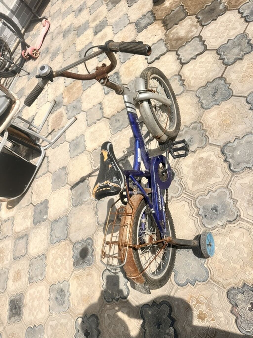 Uşaq velosipedi – təlim təkərləri ilə - Ölçü: təxminən 12 düymlük — Uşaq velosipedləri, Digah (2)