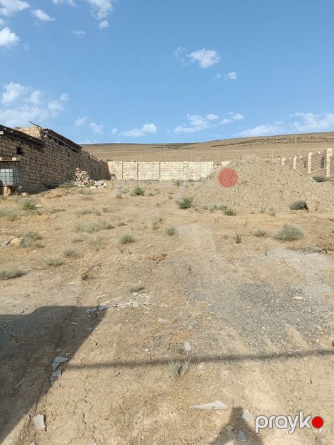 8 sot torpaq sahəsi, Lökbatan qəs