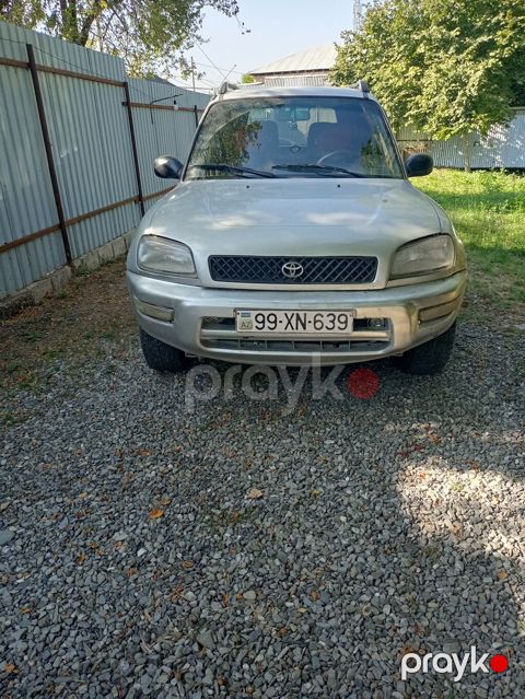Toyota RAV4: 2 l 1996 il Ofrouder/SUV