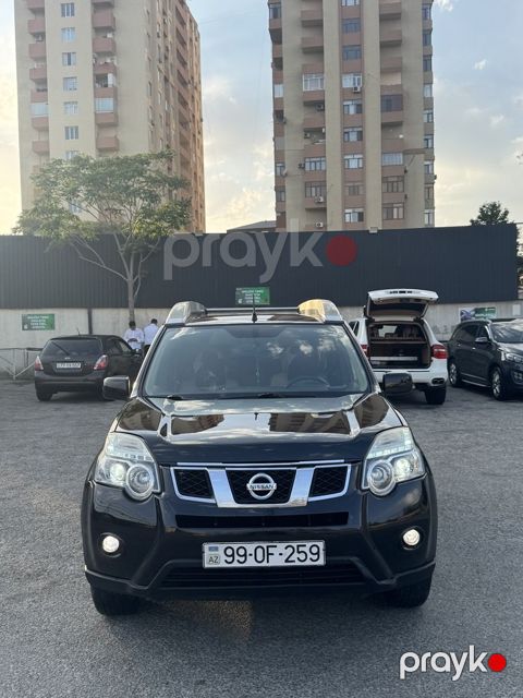 Nissan X-Trail, 2.5 L, 2013 il, 220 000 km