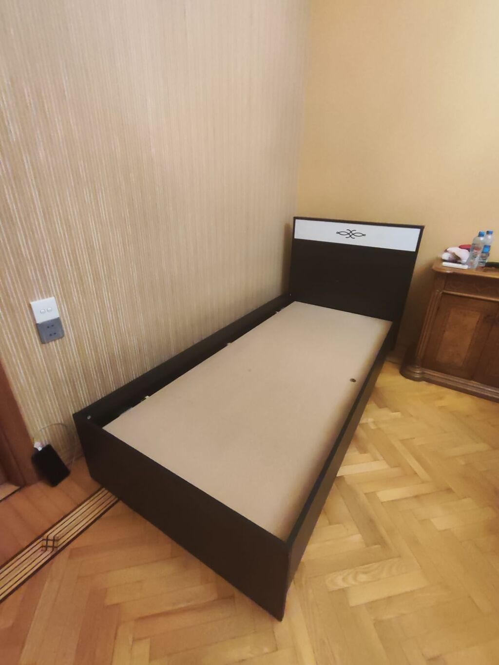 Tək nəfərlik çarpayı karkası - Ölçü: standart tək nəfərlik (təxmini — Mebel, Bakı (4)