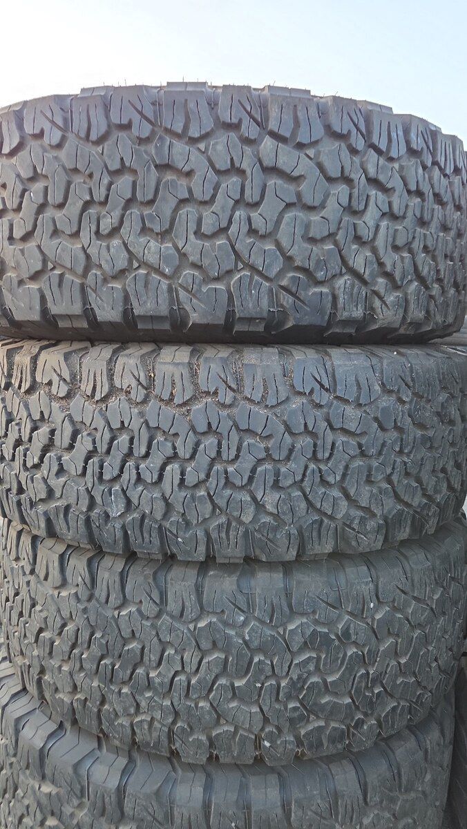 Şinlər 31x10.50R15 BF — Ehtiyat hissələri və aksesuarlar, Bakı
