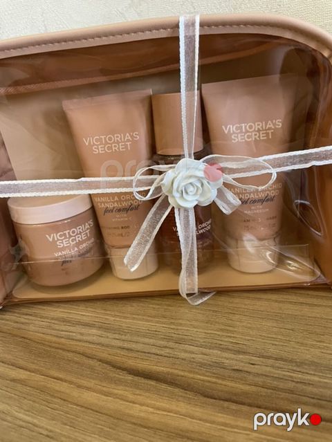 Victoria’s Secret “Vanilla Orchid & Sandalwood” hədiyyə dəsti — Bakı
