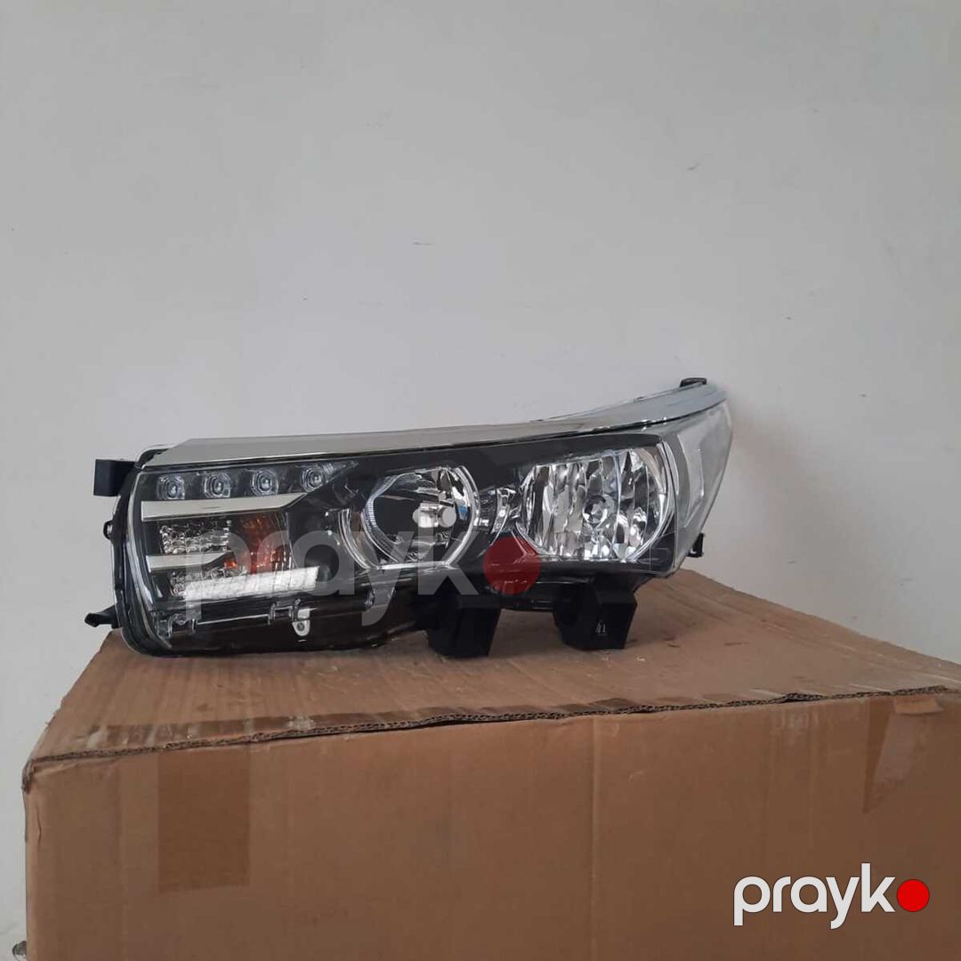 "Toyota Corolla 2013-2017" ön farası — Ehtiyat hissələri və aksesuarlar, Bakı (3)
