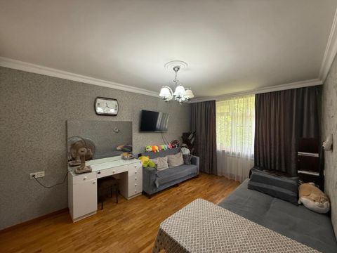 3-otaqlı mənzil, Rüstəm Rüstəmov küç., 70 m² — Bakı