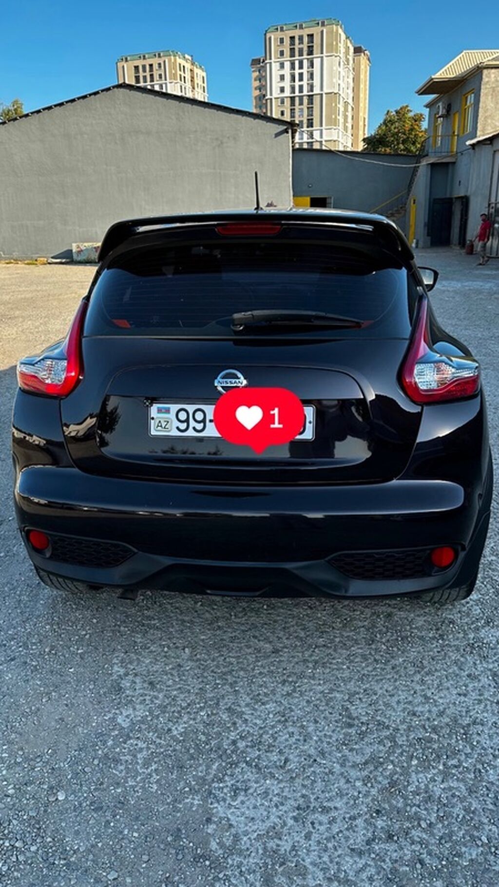 Nissan Juke, qara rəng, kompakt krossover. Xüsusiyyətlər: - Kuzov: 5 — Avto, Qax (2)