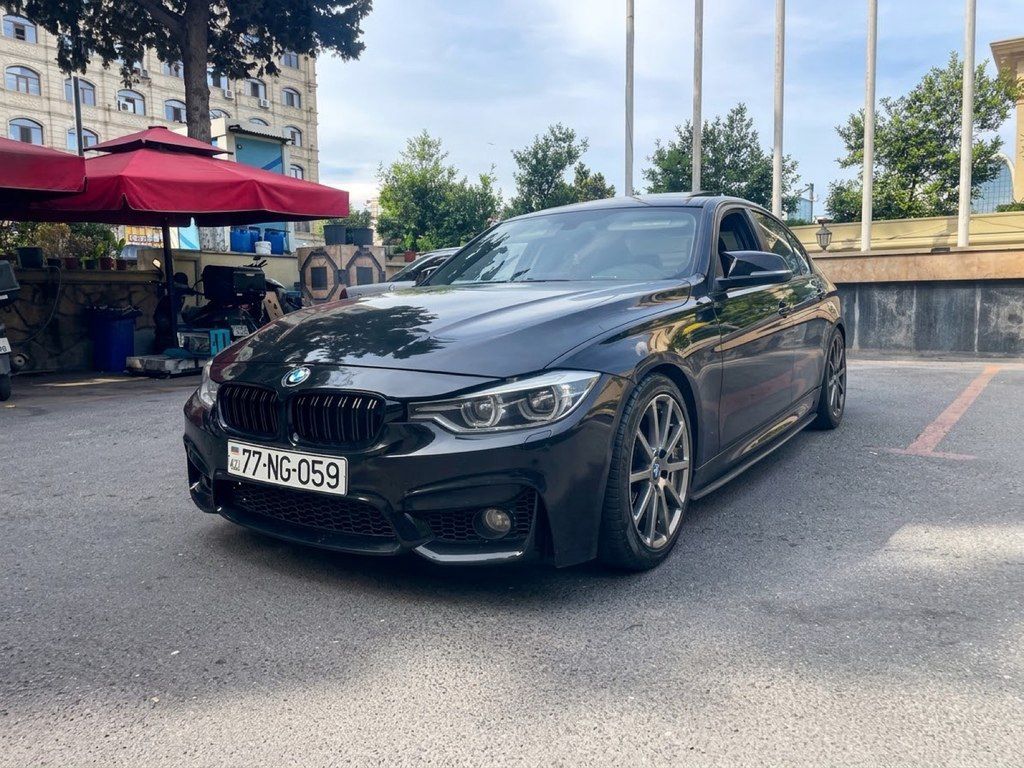 BMW 320, 2.0 L, 2013 il, 291 000 km — Avtomobillər, Bakı (9)