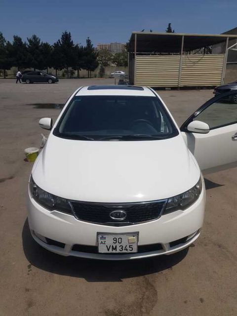 Kia Cerato, 2.0 L, 2010 il, 204 300 km — Bakı
