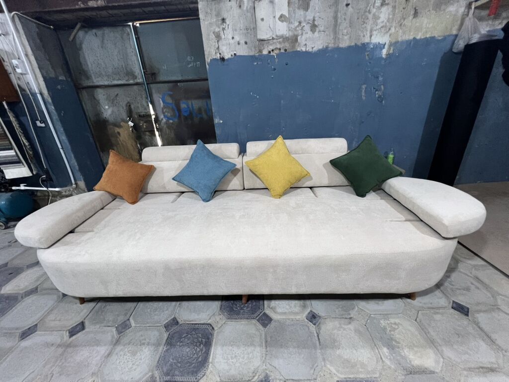 Müasir dizaynlı yumru xətli divan - Rəng: krem (neytral ton) - Forma — Mebel, Digah (2)