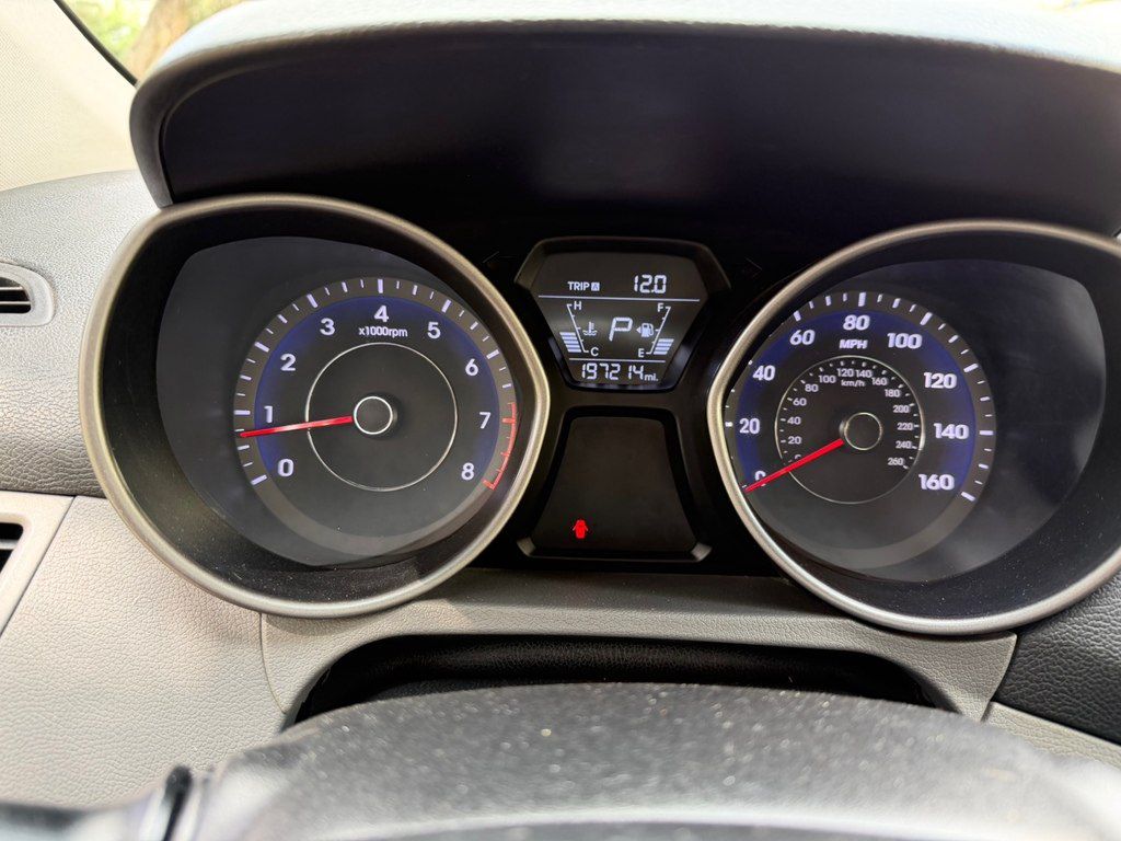 Hyundai Elantra, 1.8 L, 2015 il, 320 420 km — Avtomobillər, Mingəçevir (8)