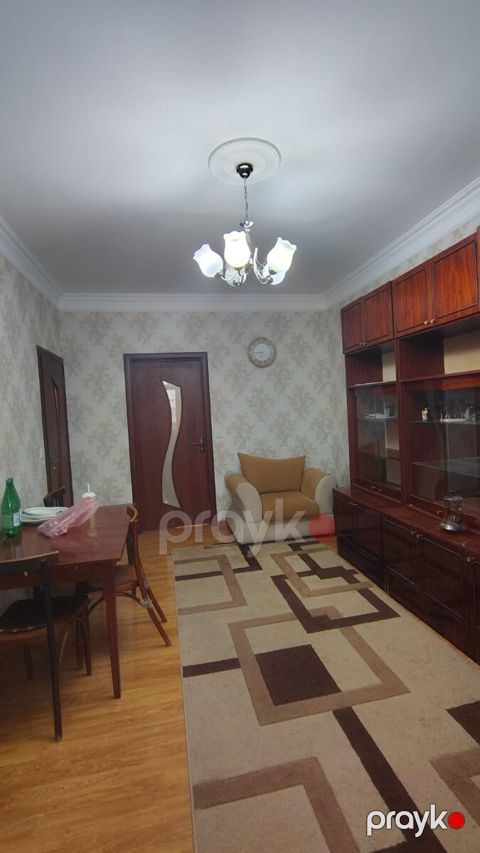2-otaqlı mənzil, Hüseynbala küç., 55 m²