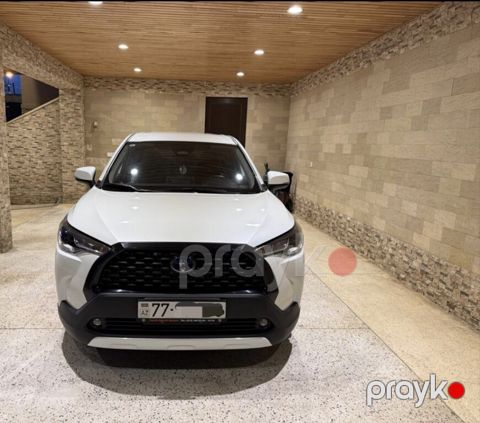 Toyota Corolla Cross, 2.0 L, 1.31 kWh, 2024 il, 38 500 km