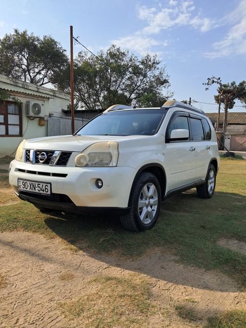 Nissan X-Trail, 2.5 L, 2010 il, 300 000 km — Bakı
