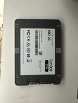 Lexar NS100 1TB 2.5" SSD satılır. Model: **Lexar NS100** Tutum — Mallar